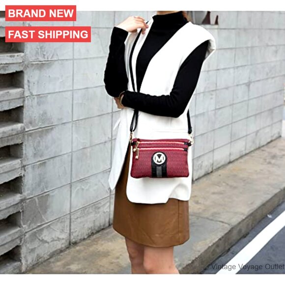 Small Vegan Leather Crossbody Bag with Adjustable Strap, 4-in-1 Convertible - Picture 2 of 7